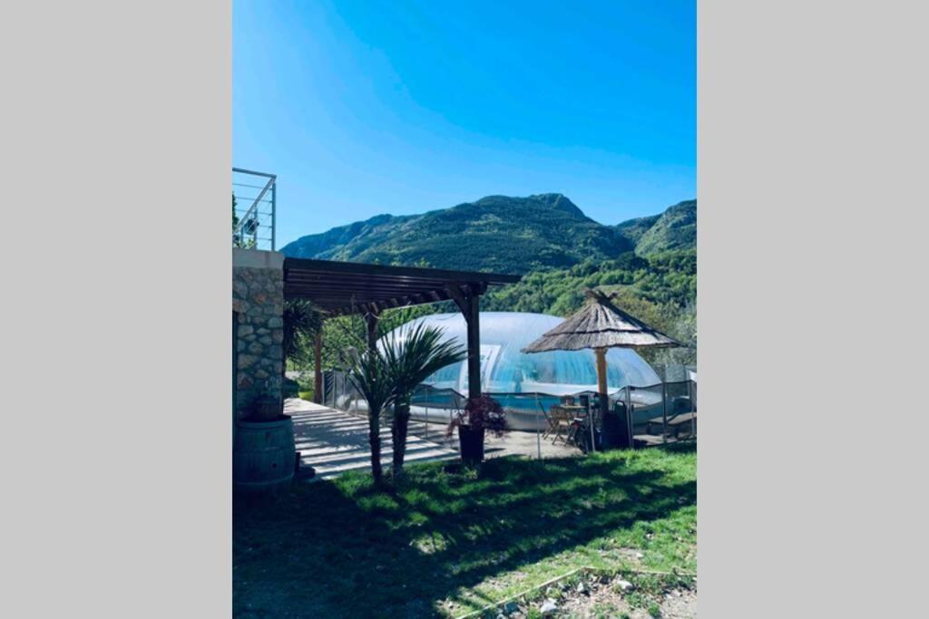 2P Au Coeur Des Montagnes Avec Piscine Chauffee Apartment Puget-Théniers Exterior foto